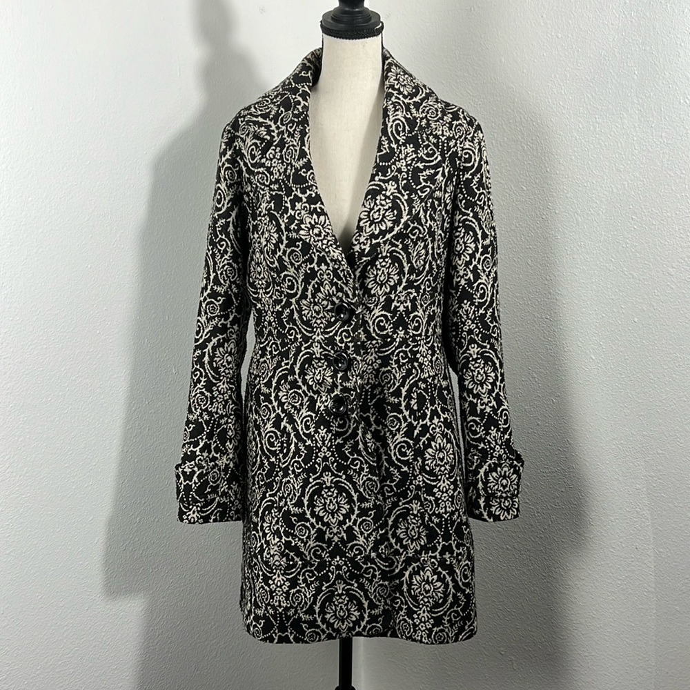 Romy Womens size Small Jacket Knee Length